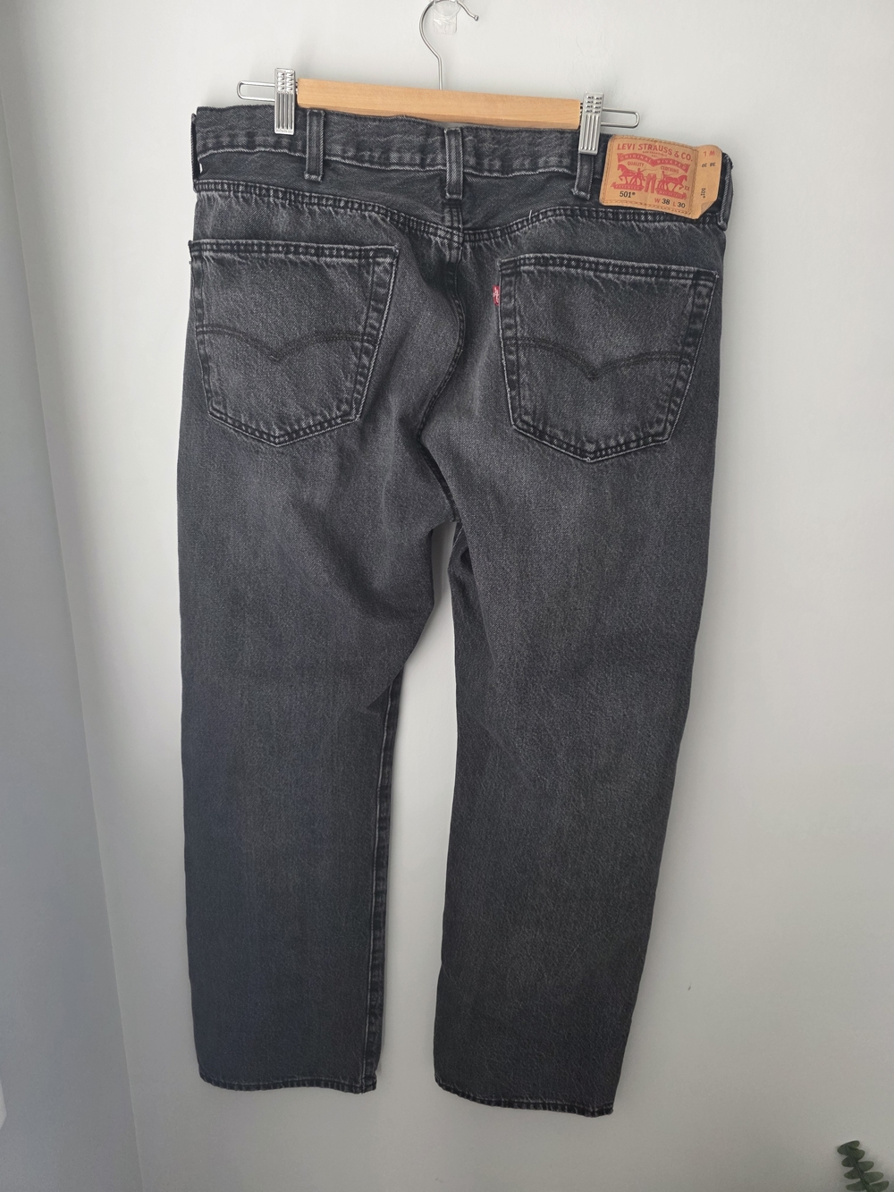 Levi’s 501 Original Fit Jeans Black Wash Straight Leg W38 L30 Classic Denim - Picture 3 of 10